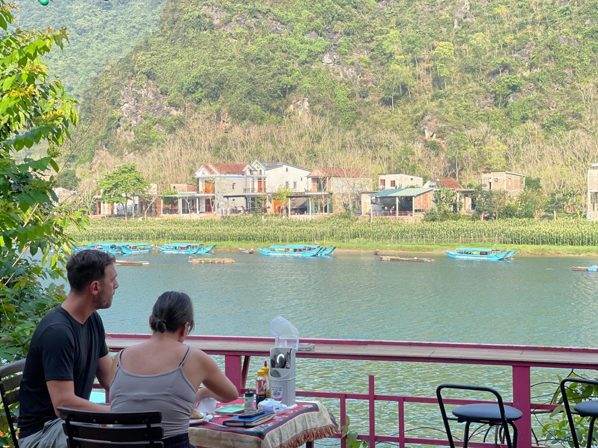 Cornflower Homestay Phong Nha Luaran gambar